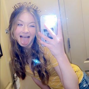 Meet your Posher, Dayna